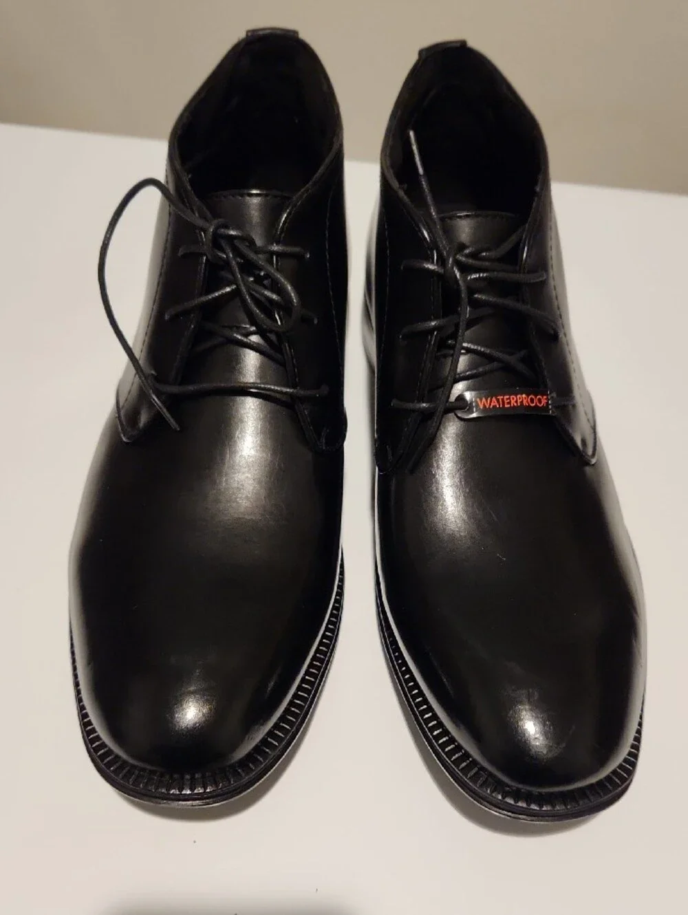 Deerstag Waterproof Black Leather Chukka Boots